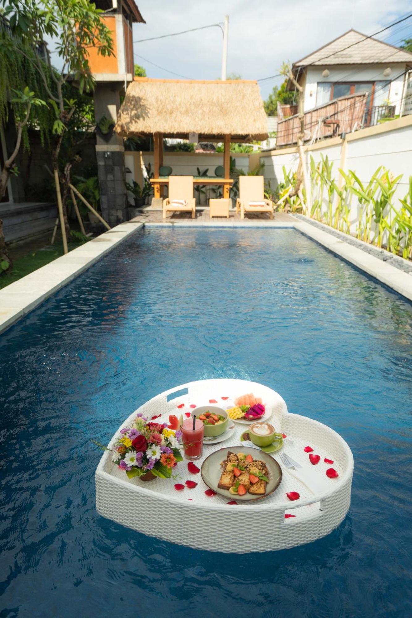 Sleepwell Seminyak Bed & Breakfast Exterior photo