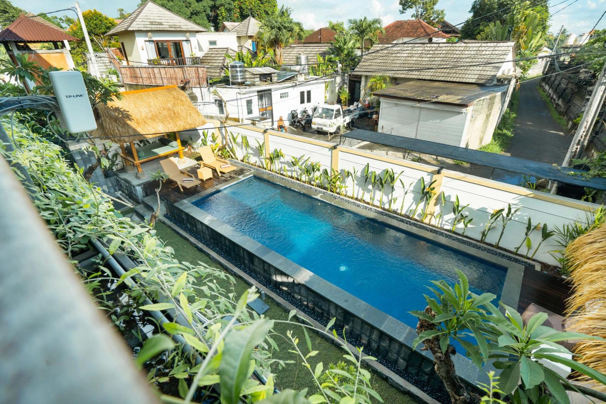 Sleepwell Seminyak Bed & Breakfast Exterior photo